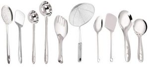 cutlery-set-as-list-of-household-items