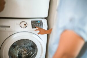 Read more about the article 7 Best Washing Machines with Inbuilt Heater (Top Load & Front Load) in India 2023